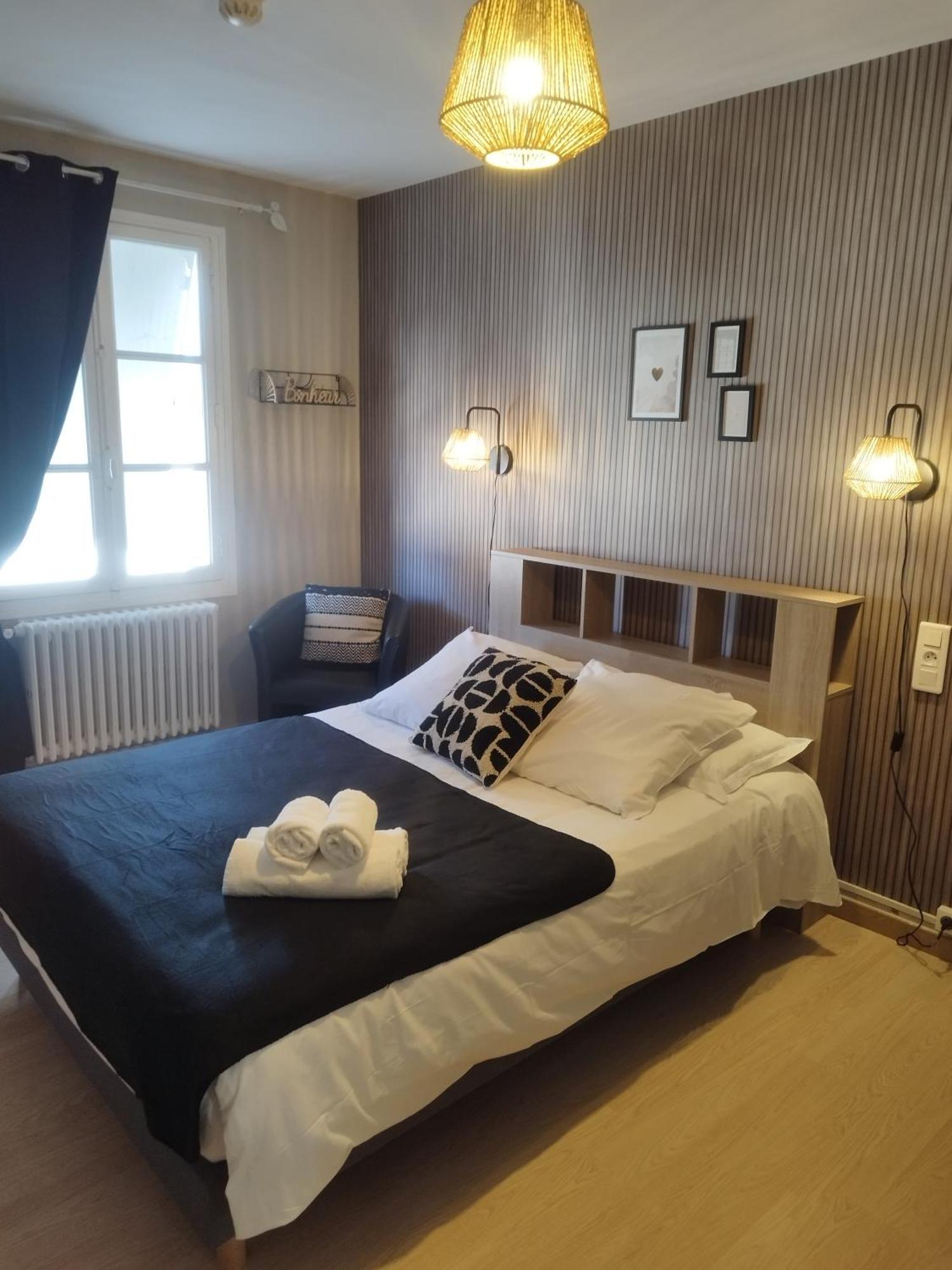 Hotel Les Thermes โจนแซค ภายนอก รูปภาพ